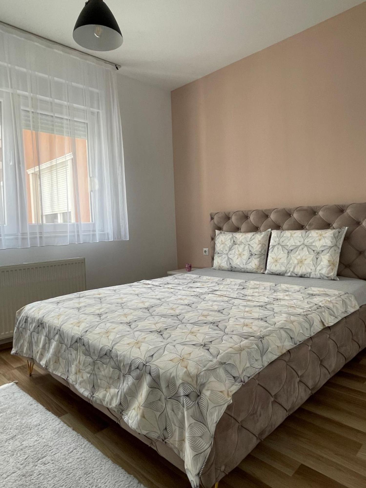 Entire Apartment - Near The Center Πρίστινα Εξωτερικό φωτογραφία